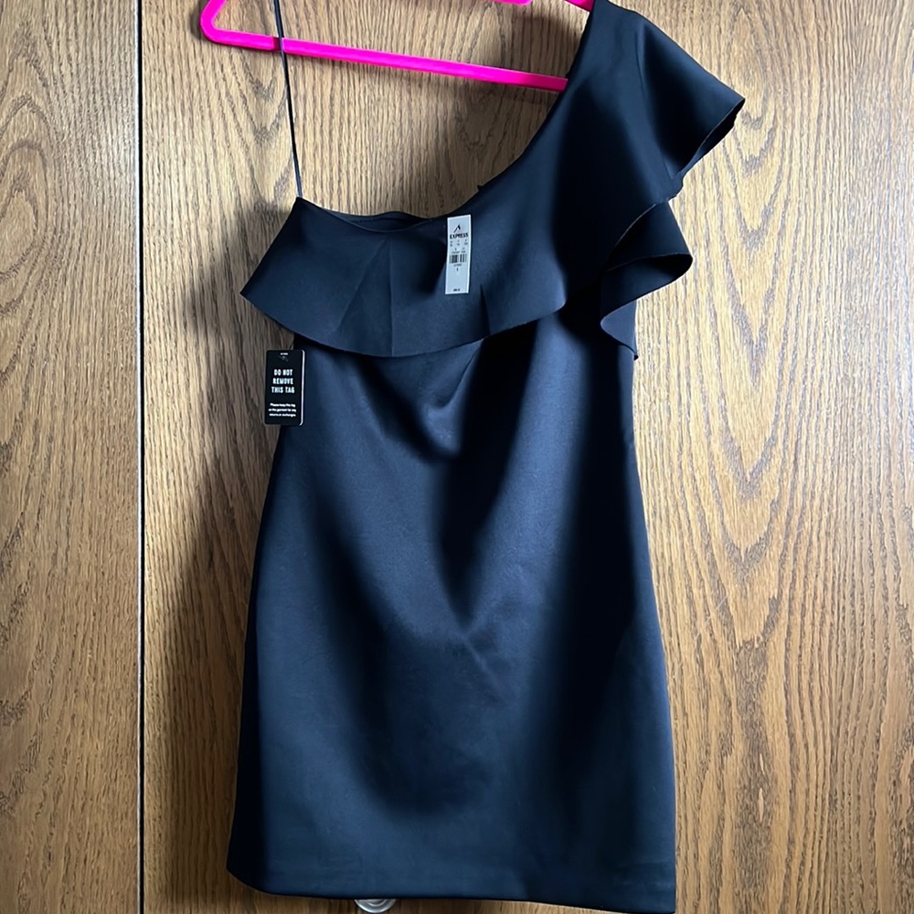 Express one shoulder dress size 6
